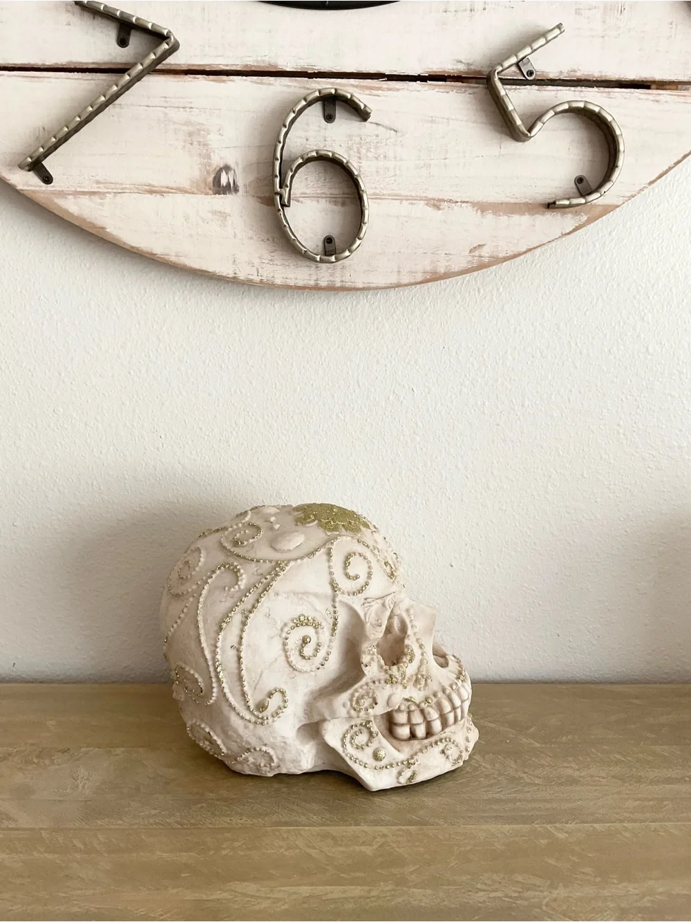 Sculpted Glittery Skull Head